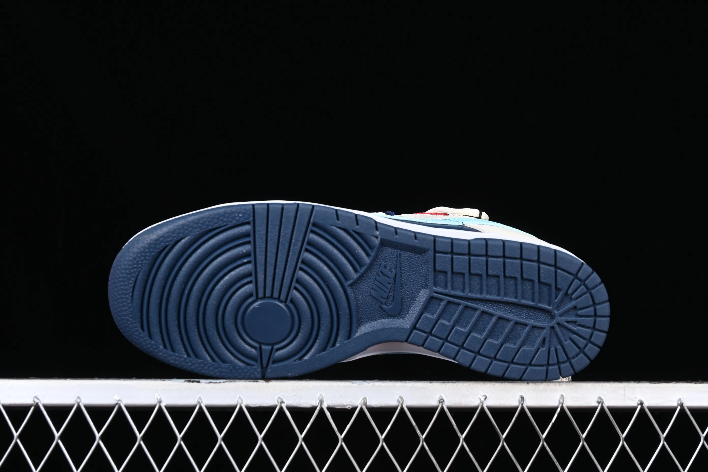 All categories Nk SB Dunk series Nk SB Dunk Low low-top sneakers Nk Dunk Low Retro customized version of deconstructed strappy low-top casual sneakers DD1503-602